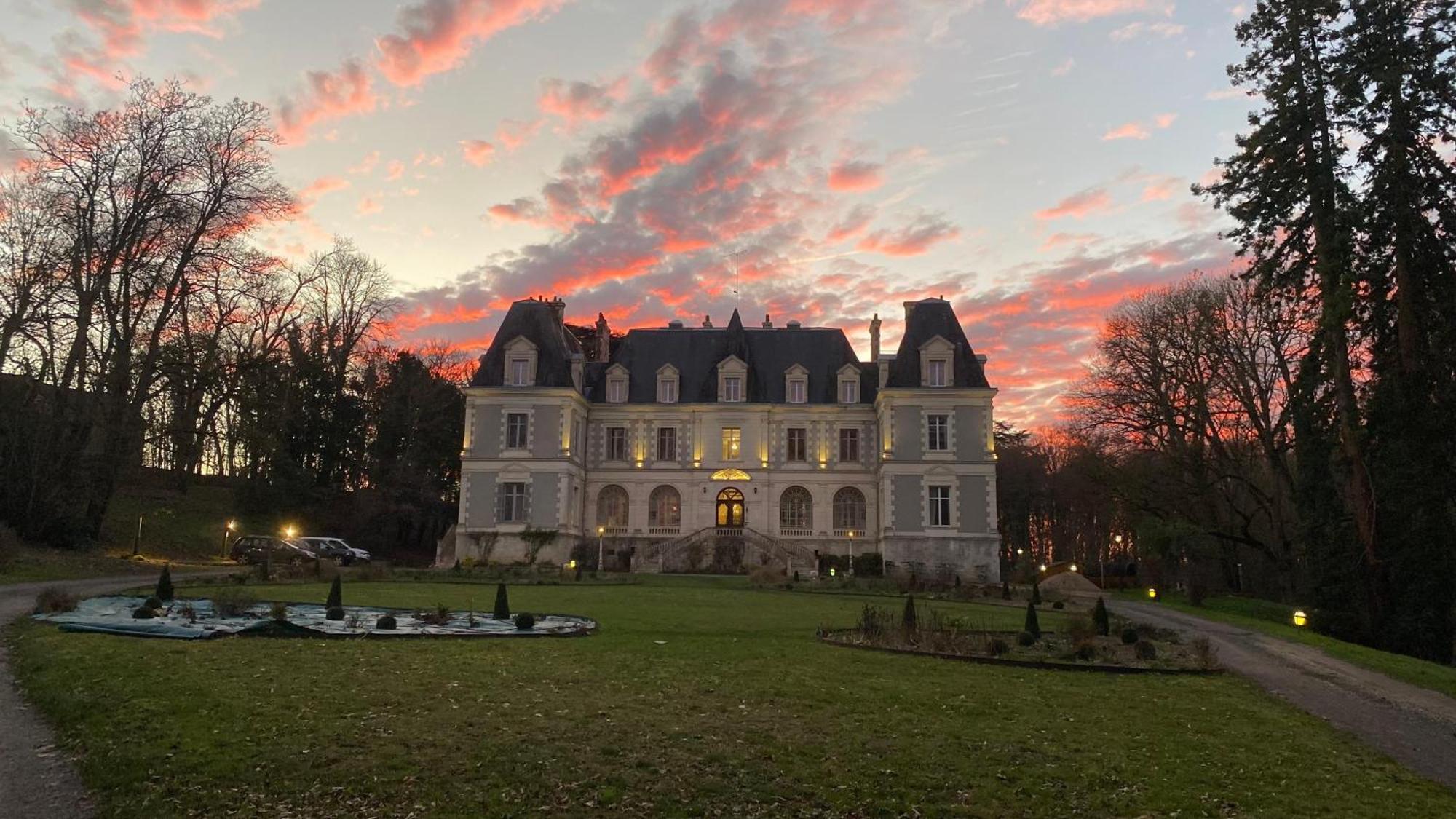 Chateau De Saint-Bohaire Exterior photo