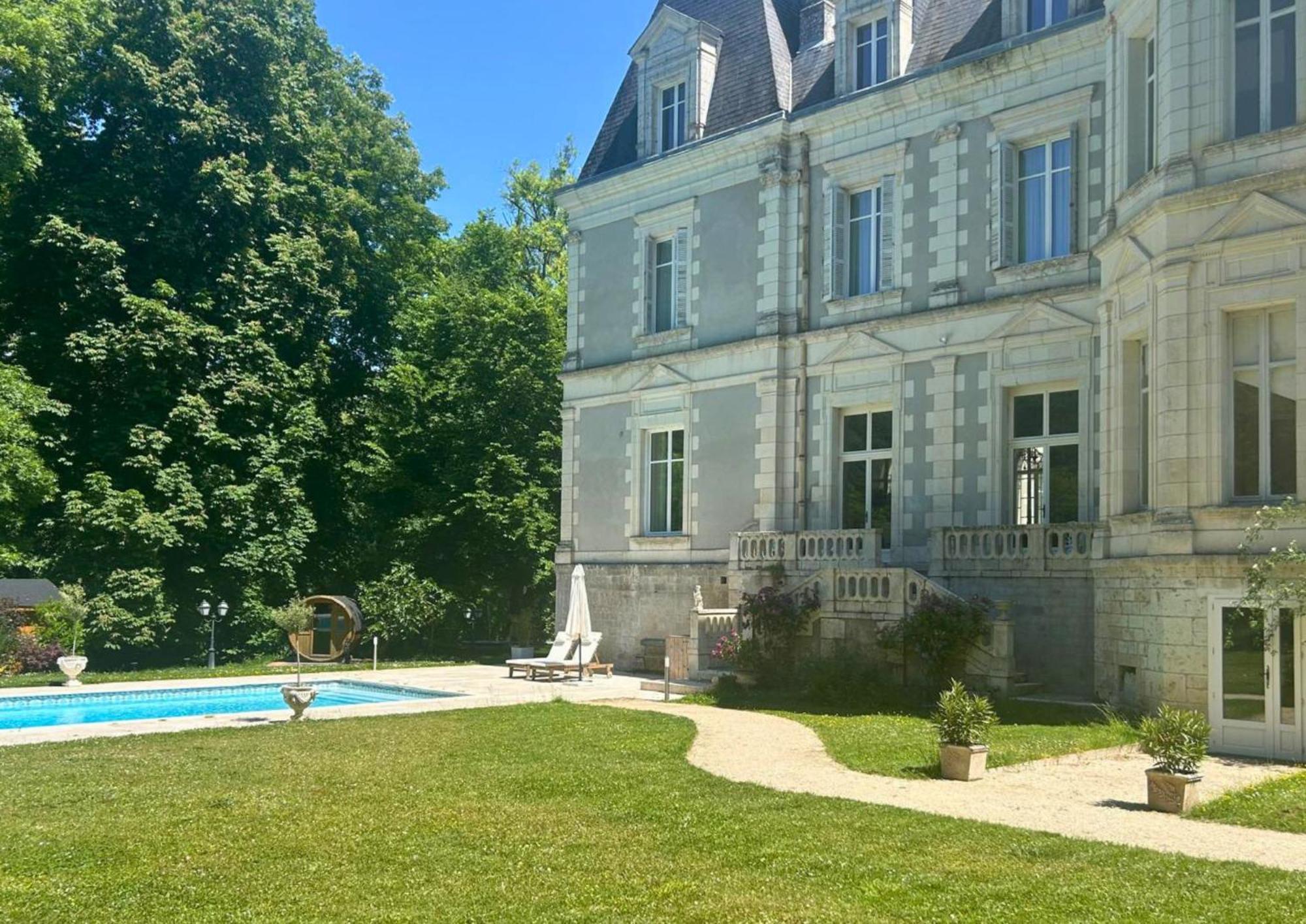Chateau De Saint-Bohaire Exterior photo